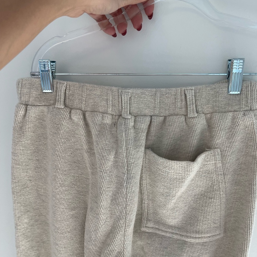 Monrow Beige Ribbed Pants - Picture 6 of 6